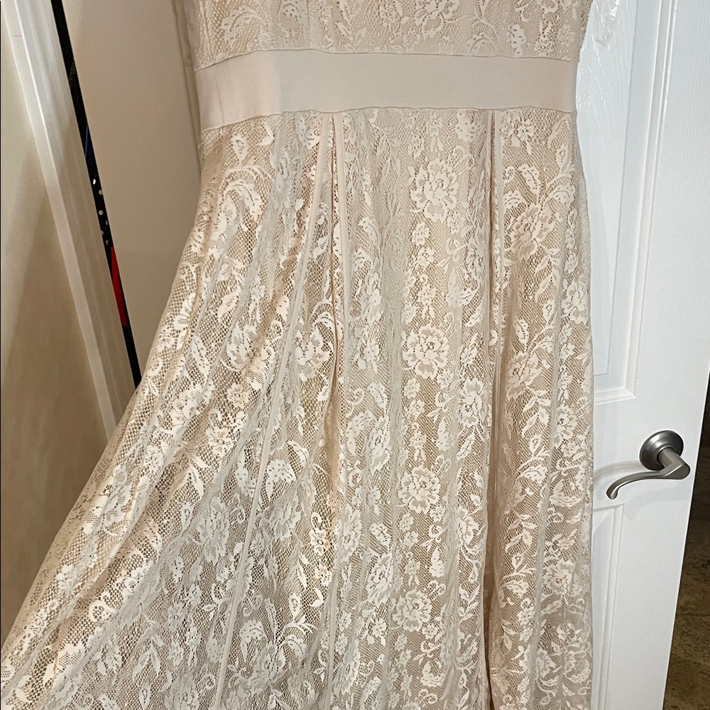 Ivory Lace Lined Maxi Dress with Sheer Yoke Plus 2X Womans - Picture 9 of 13